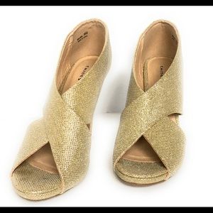 Chinese laundry Stiletto, gold, Sz 9
